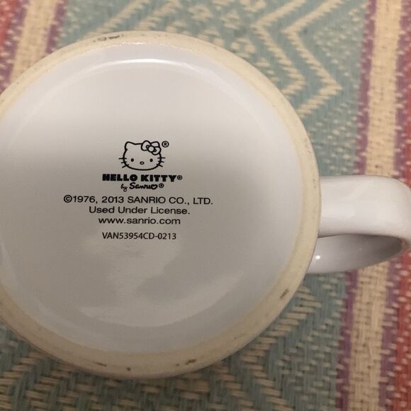 Hello Kitty coffee mug - Picture 4 of 6